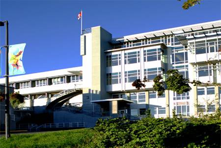 Chương trình thạc sỹ quản trị kinh doanh MBA tại Đại Học Vancover Island Canada